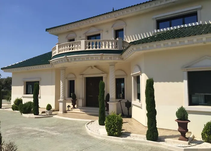 La Casa Del Tejado *