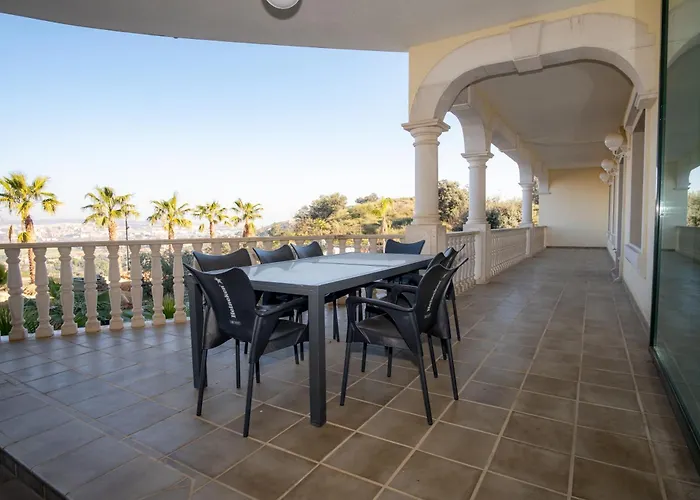 La Casa Del Tejado טולדו