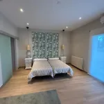 La Casa Del Tejado *