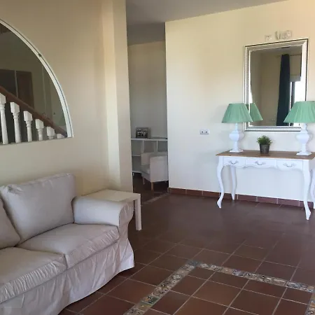 La Casa Del Tejado Holiday home Toledo