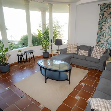 La Casa Del Tejado Толедо
